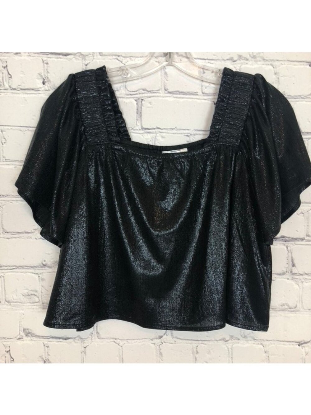 Queen Of Sparkles Black Pleat Shimmer Top Size M
